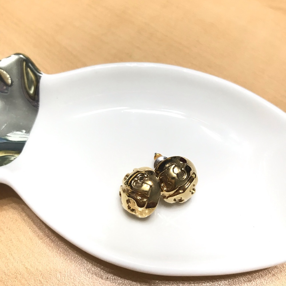 Tory Burch gold round stud